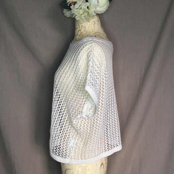 White Crocheted Sleeveless Cover - Picture 4 of 5